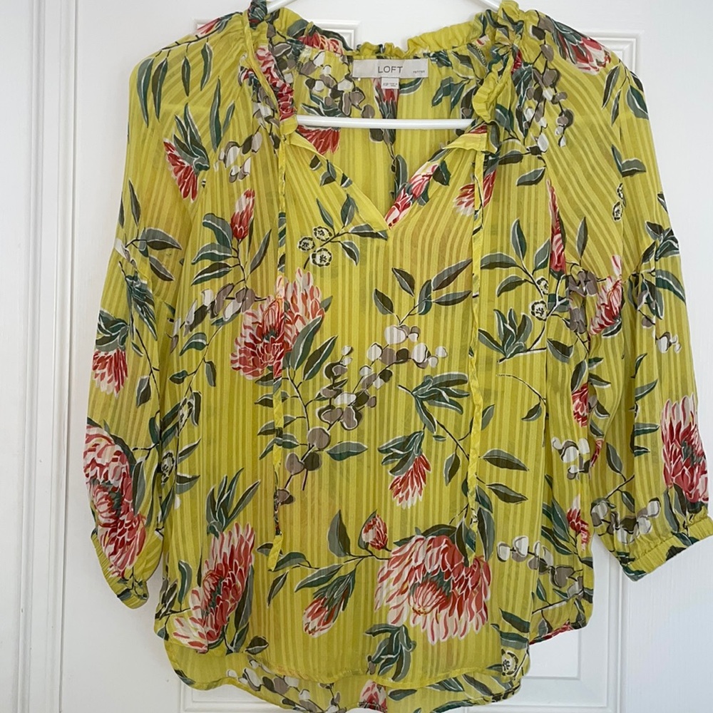 LOFT Petite floral blouse, size XSP